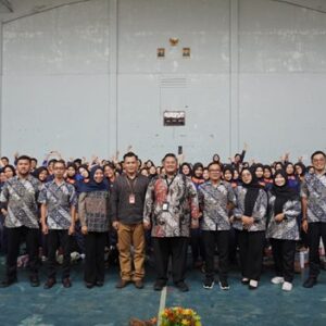 Financial Insight for Student: GI BEI FEB Uniku Edukasi Literasi Keuangan di SMK Pertiwi Kuningan