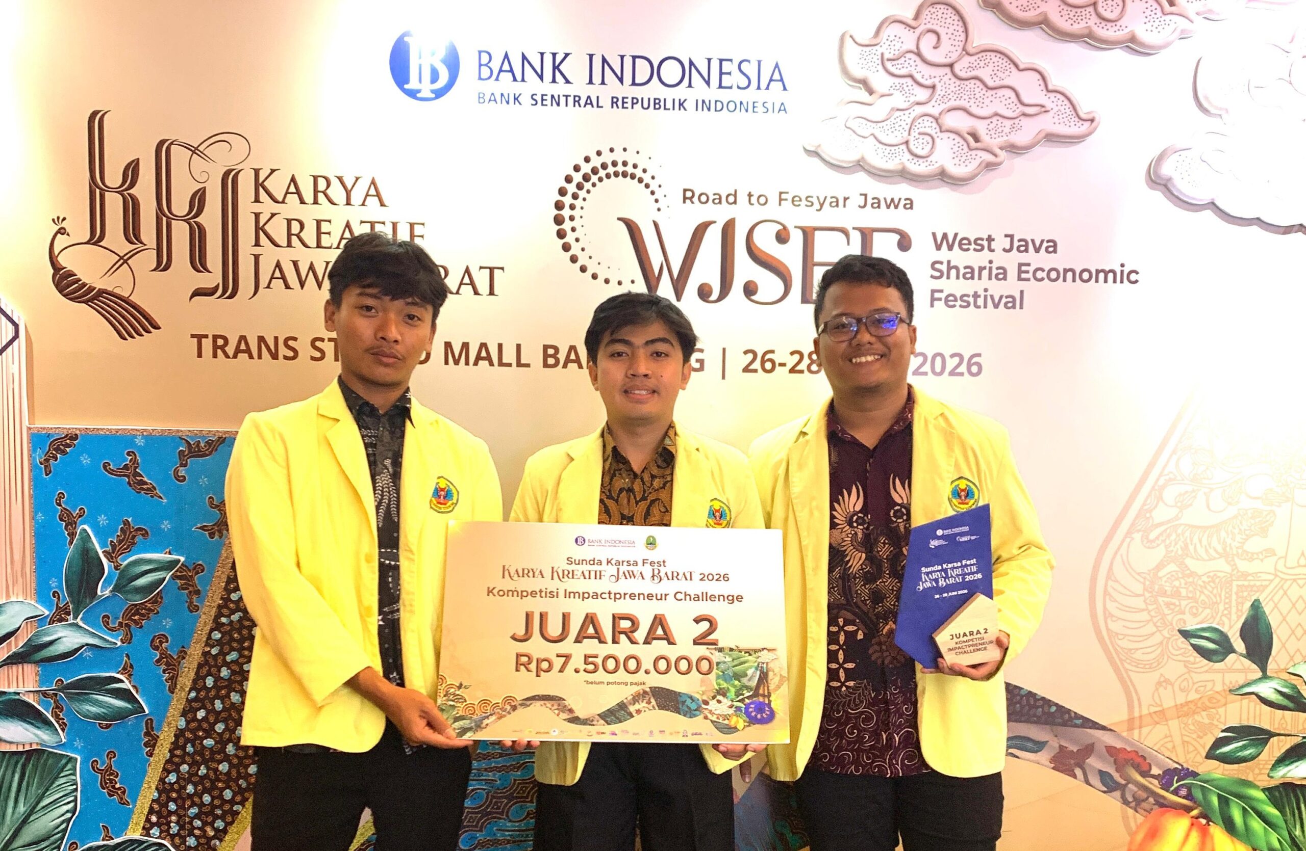 Read more about the article Mahasiswa Manajemen FEB UNIKU Raih Juara dalam Kompetisi Impactpreneur Challenge Karsa Fest 2026