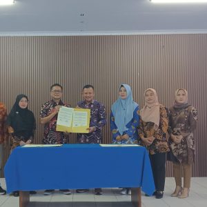 Uniku Teken MoU dengan PDAM Tirta Kamuning